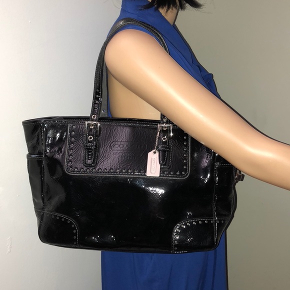 Coach Handbags - Handbag 👍🏻